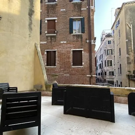 Manin Terrace 200m From St Marks Square *